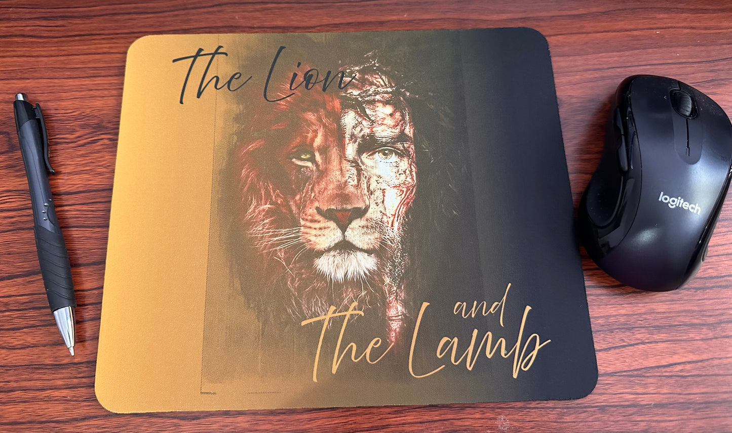 The Lion & The Lamb Faith Mouse Pad – Christian Desk Accessory